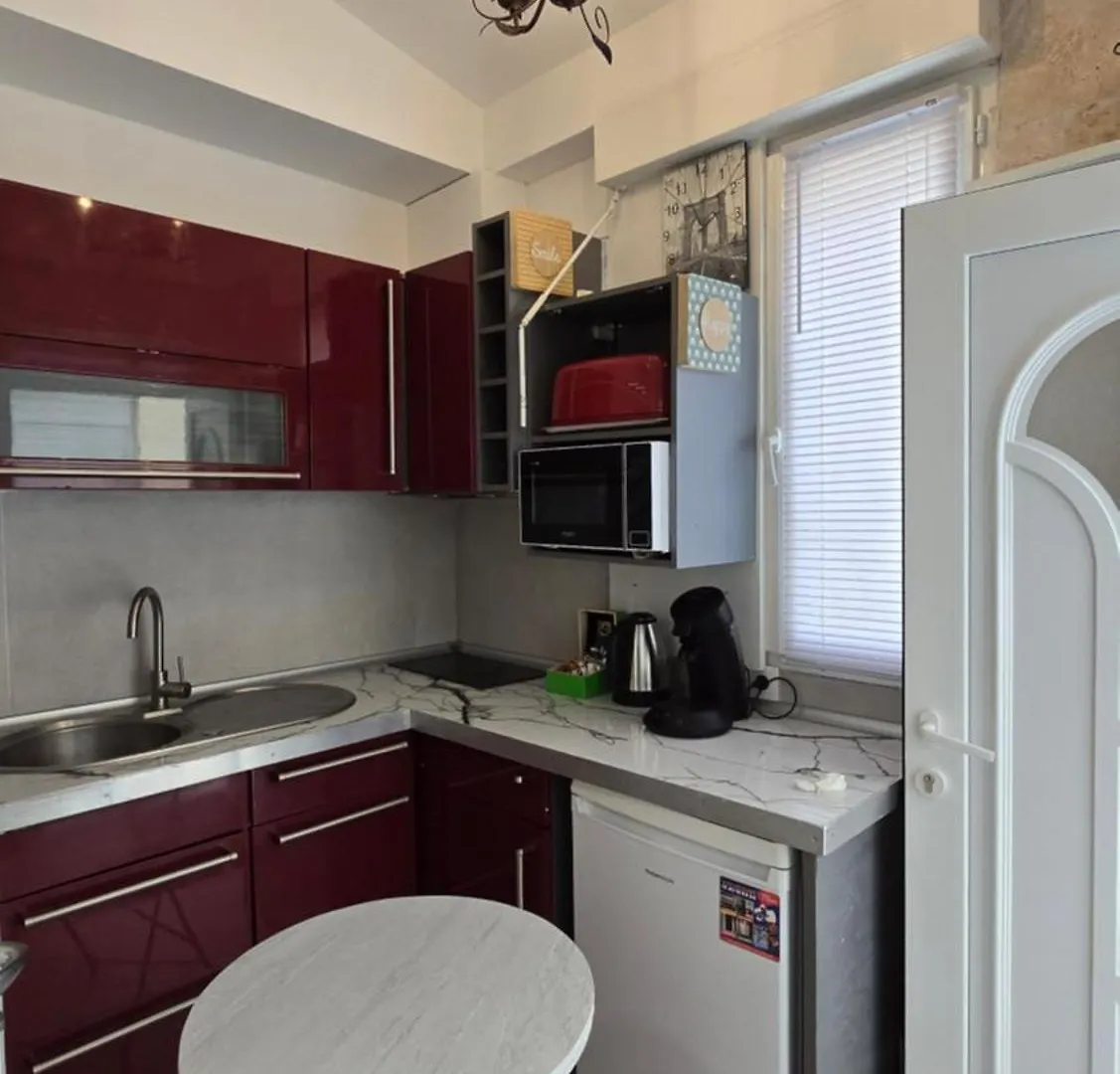 Studio Maisonnette Parisien 0*, Paris