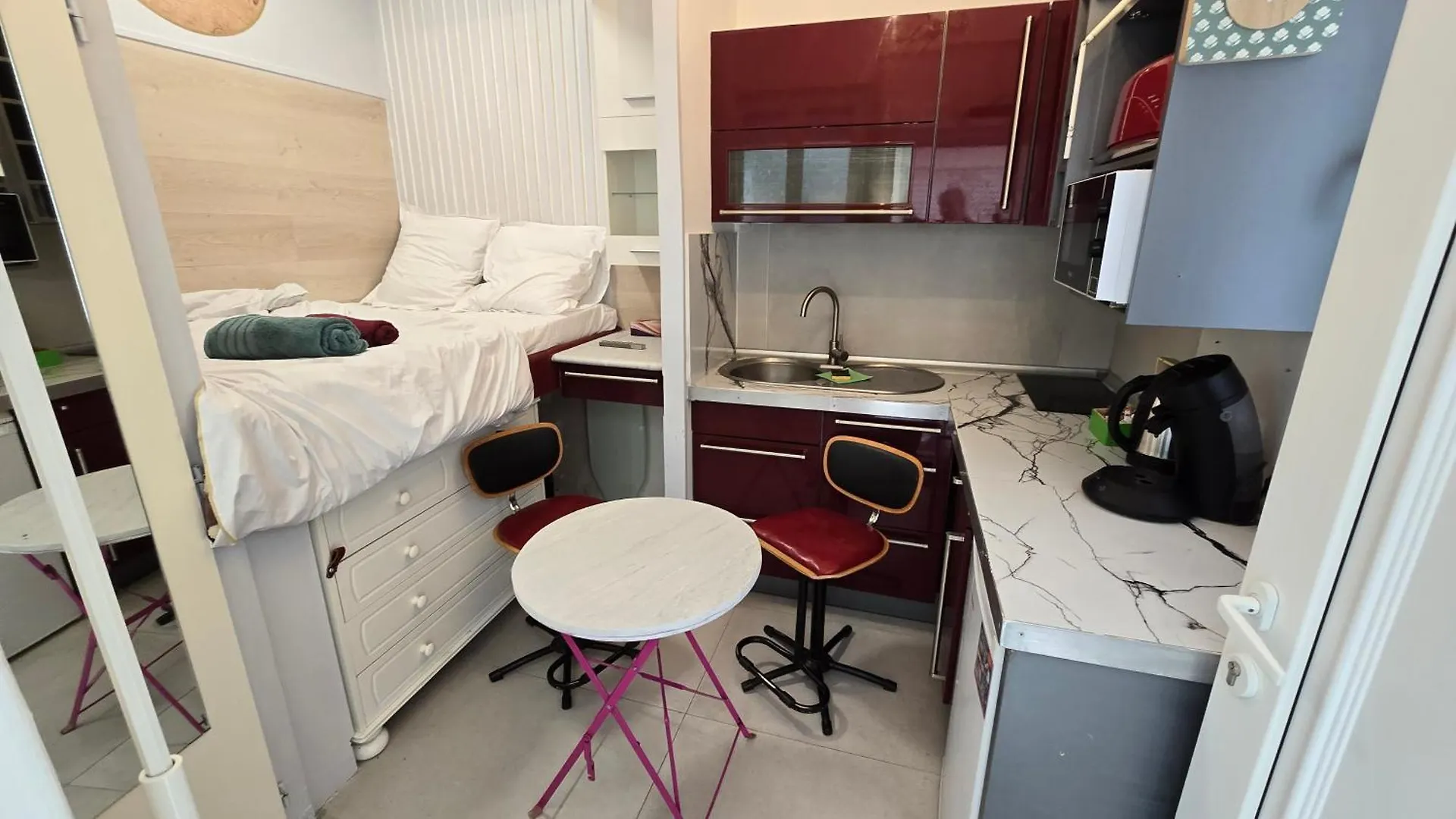 Studio Maisonnette Parisien